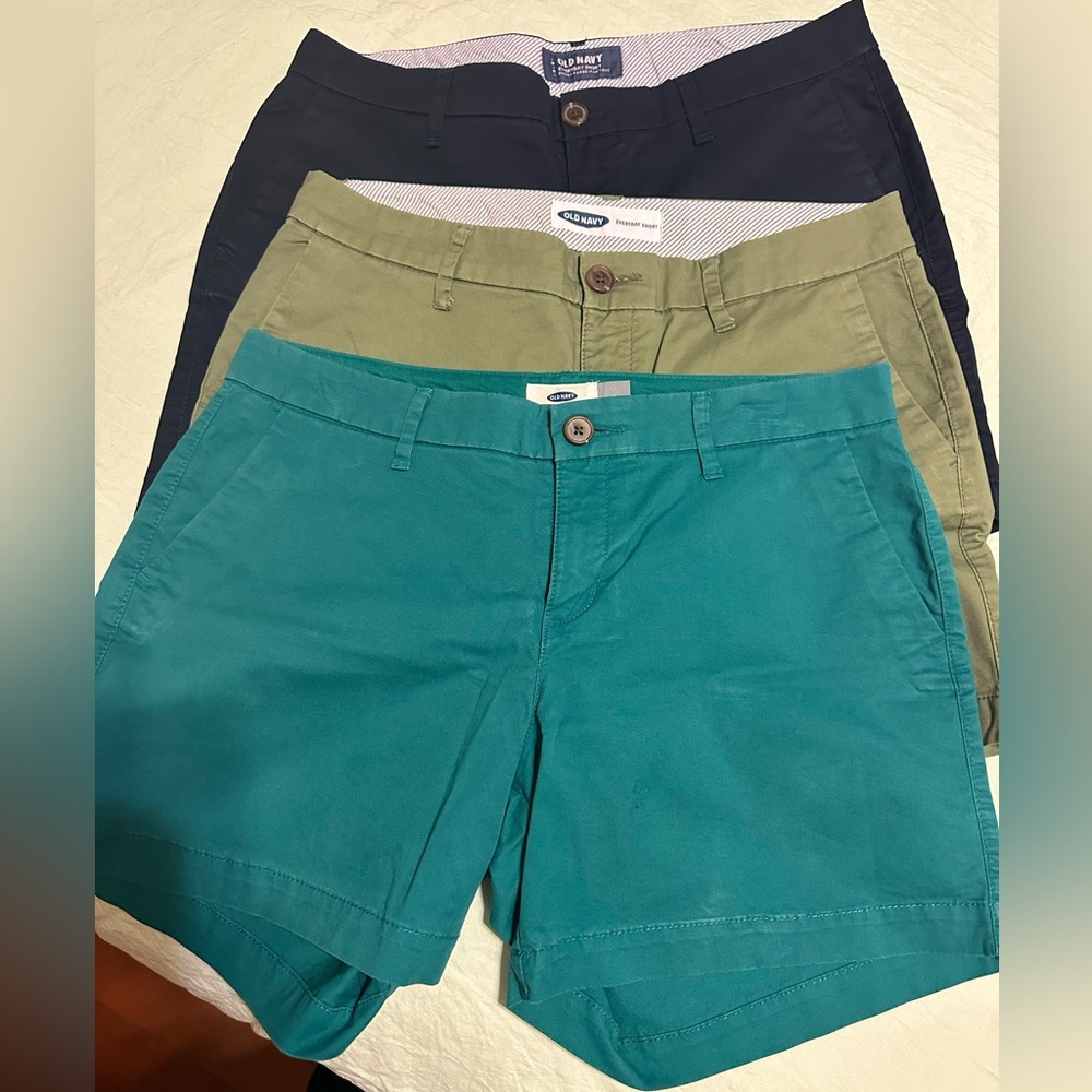 Old Navy 5 inch inseam everyday shorts